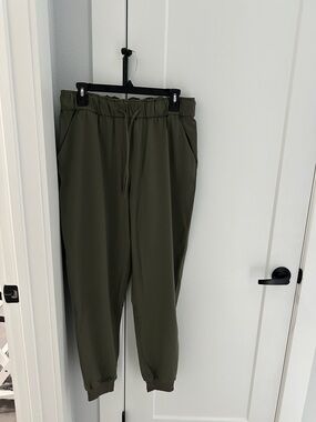lululemon athletica Olive Jogger Pants